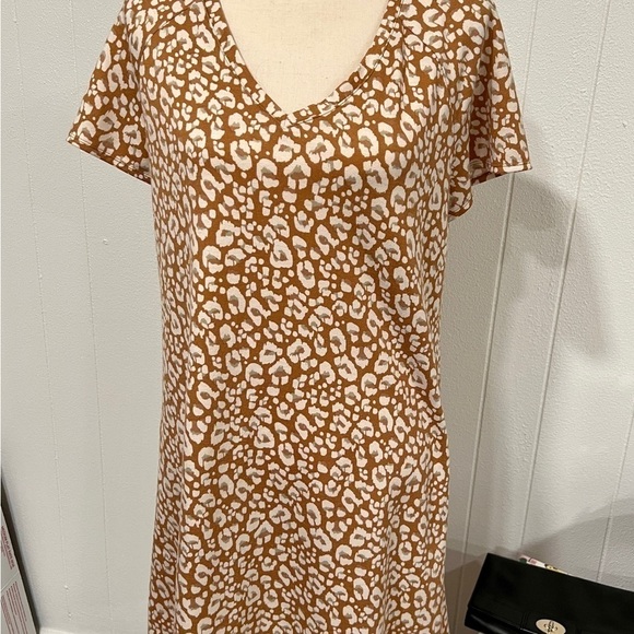 3/$25 Sale🎈Nine West French Terry Brown Tan Cheetah leopard beige tunic dress - Picture 5 of 9